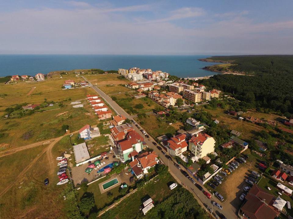 Family Hotel Gogov Sinemoretz Εξωτερικό φωτογραφία