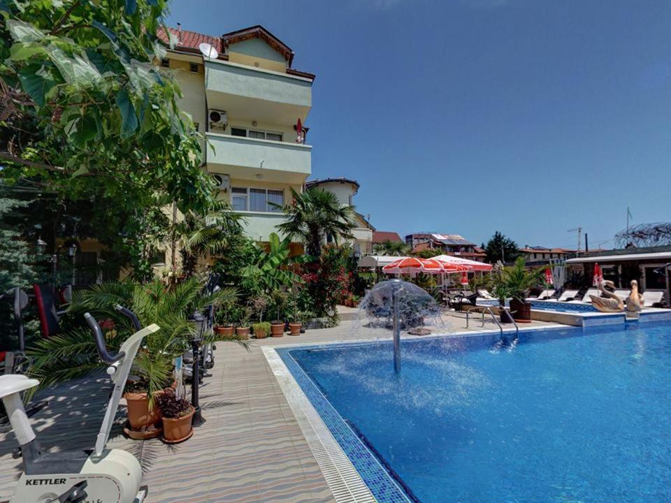 Family Hotel Gogov Sinemoretz Εξωτερικό φωτογραφία